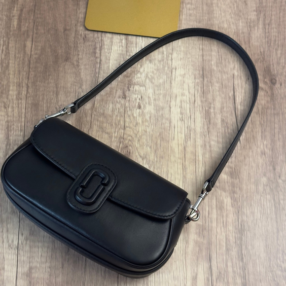Marc Jacobs mini shoulder bag in leather - Picture 1 of 12